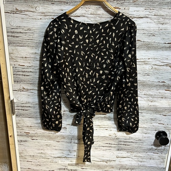 Miley & Molly  blouse size large NWT - Picture 6 of 9